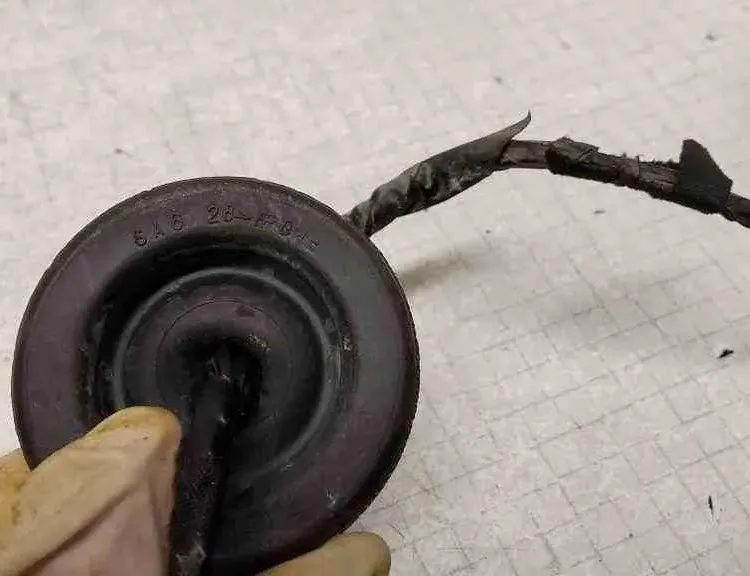 VOLKSWAGEN Touareg 1 generation (2002-2010) Aizmugurējo labo durvju elektroinstalācija 1J0972704,6Q0972705,7L0971841B,1J0973714,4A0971883,6Q0973717,3B0972712,7L6971694B,6Q0972704,8Z0972701 32564003