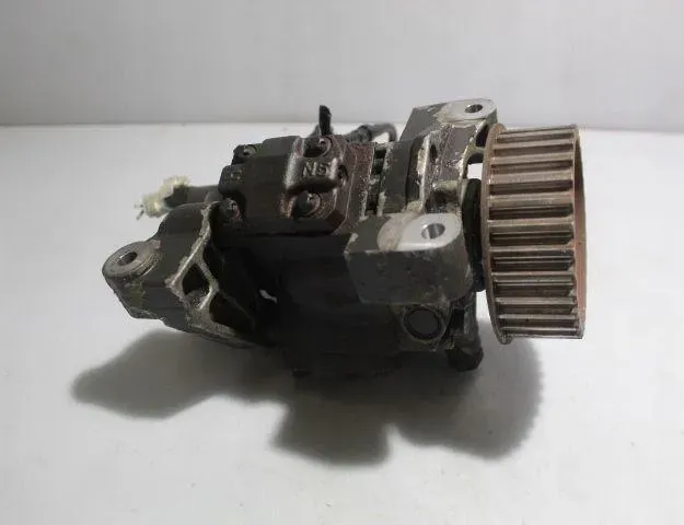 RENAULT Scenic 2 generation (2003-2010) Топливный насос 8200430599 32919654