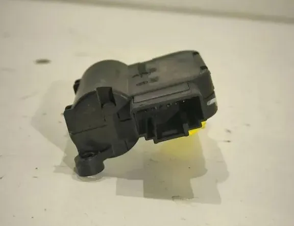 VOLKSWAGEN Golf 5 generation (2003-2009) Salona sildītāja vadības vārsti 0132801342 33199978