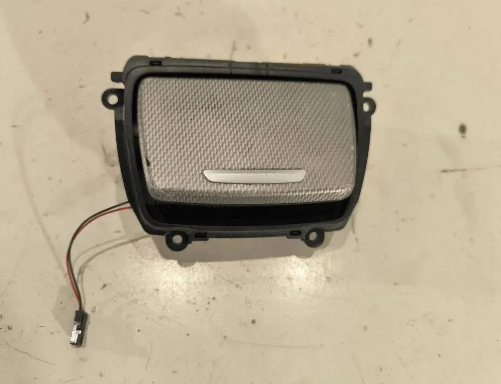 VOLKSWAGEN Phaeton 1 generation (2002-2016) Пепельница 51169206347 33202921