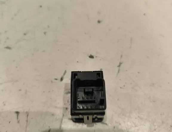 VOLKSWAGEN Passat B6 (2005-2010) Кнопка ручного тормоза 3C0927225C 33203120