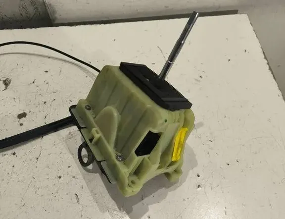 MERCEDES-BENZ E-Class W211/S211 (2002-2009) Кулиса PP204267003 33204775