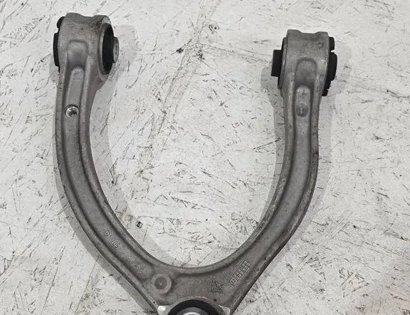 MERCEDES-BENZ C-Class W205/S205/C205 (2014-2023) Верхний рычаг передний правый A2053330314 33207141