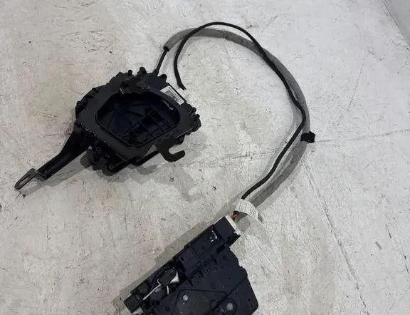 BMW X5 F15 (2013-2018) Замок крышки багажника 966929114 33207821