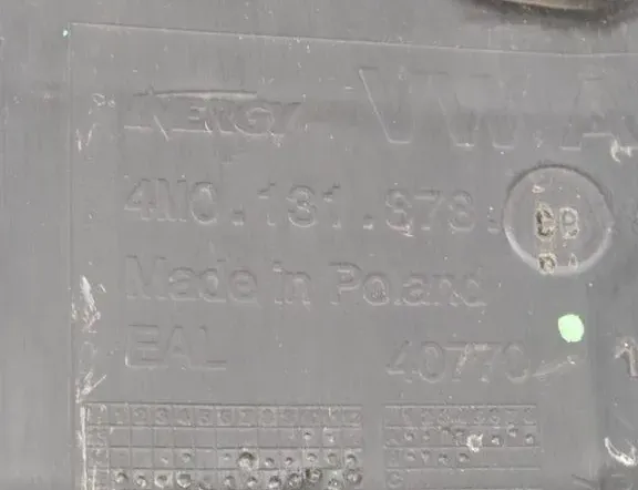 AUDI Q7 4M (2015-2024) AdBlue tvertne 40770,4M0131878 34139504