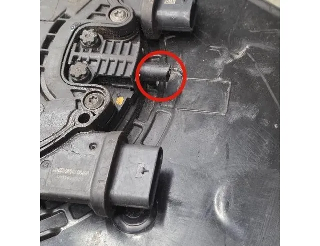 BMW X5 G05/G18 (2018-2024) AdBlue tvertne 9488143,7440010,7440009 34139499