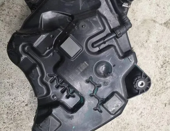 BMW 3 Series G20/G21/G28 (2018-2024) AdBlue tvertne 1619,195660,7454338 34137995