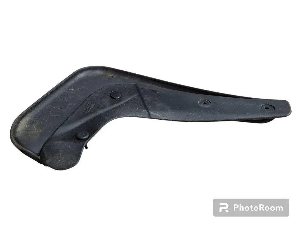 FORD Focus 3 generation (2011-2020) Priekšējais labais dubļu sargs BM5JX16A262AA 33250335