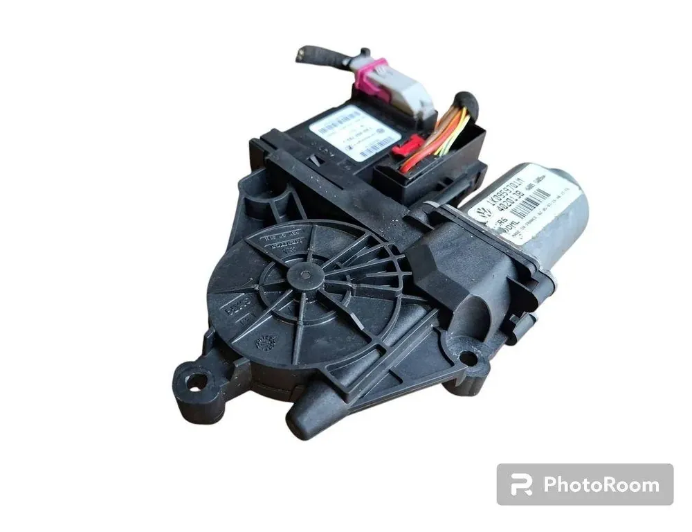 VOLKSWAGEN Golf 5 generation (2003-2009) Priekšējo kreiso durvju logu pacēlāja motorīts 1K0959793J 33250470