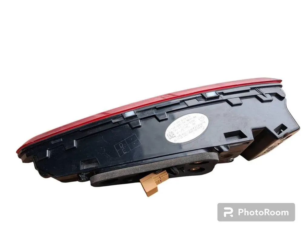 SKODA Enyaq 1 generation (2020-2023) Rear Left Taillight 33403504