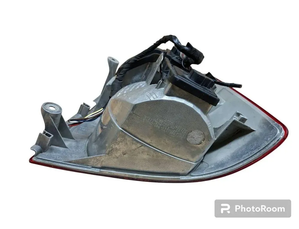 VOLKSWAGEN Touran 1 generation (2003-2015) Aizmugurējais kreisais lukturis 33403677