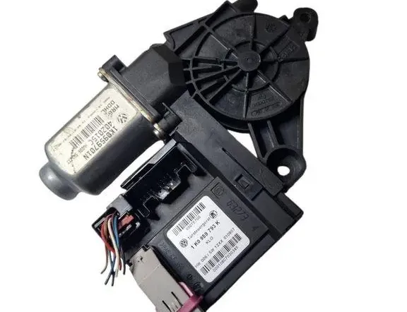 VOLKSWAGEN Golf 6 generation (2008-2015) Маторчик стеклоподъемника передней левой двери 1K0959793K 33403806