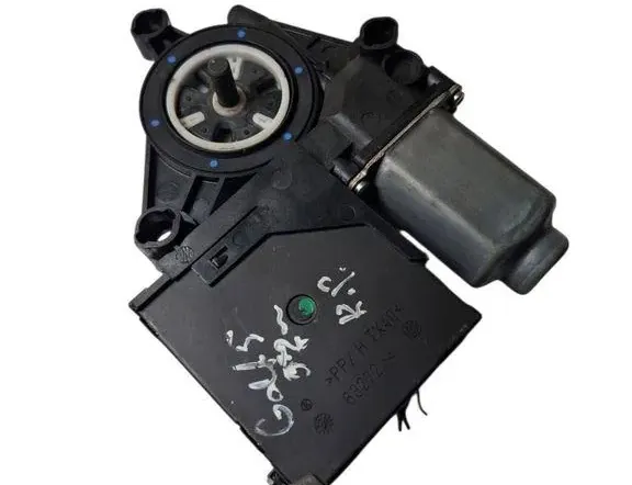 VOLKSWAGEN Golf 6 generation (2008-2015) Маторчик стеклоподъемника передней левой двери 1K0959793K 33403806