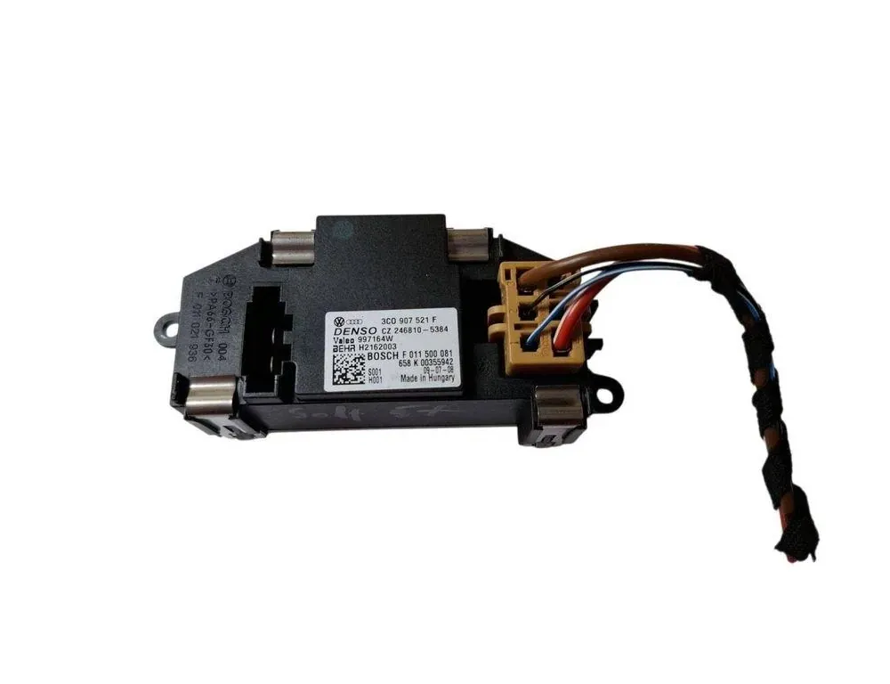 VOLKSWAGEN Golf Plus 2 generation (2009-2014) Blower fan relay 3C0907521F 33403871