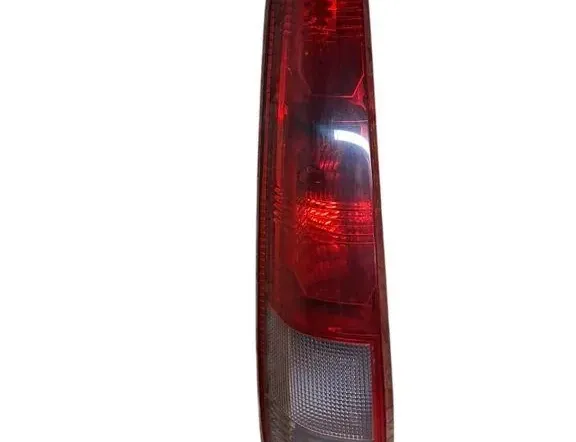 NISSAN X-Trail T30 (2001-2007) Aizmugurējais kreisais lukturis 33404003