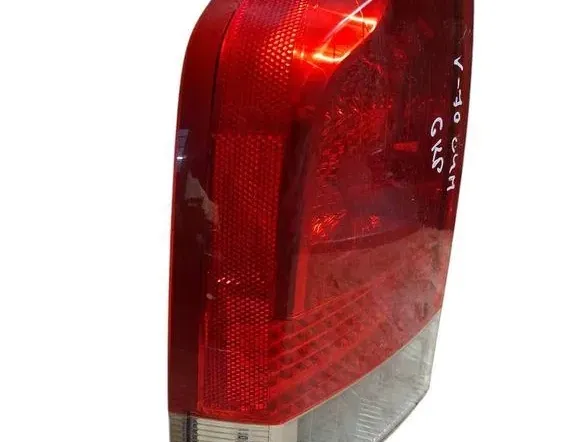 VOLVO XC70 2 generation (2000-2007) Aizmugurējais kreisais lukturis 33404076