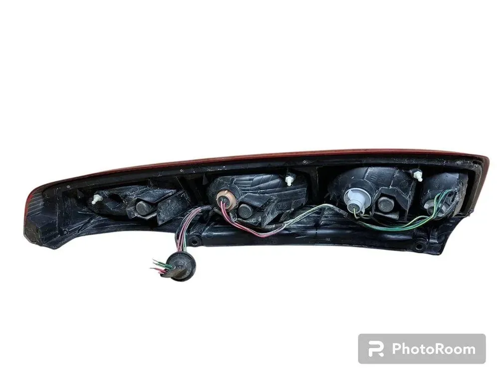 NISSAN X-Trail T30 (2001-2007) Aizmugurējais kreisais lukturis 4913L 33404100