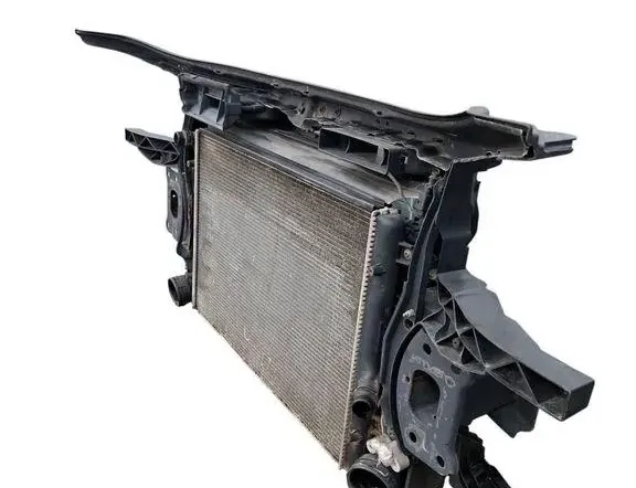 VOLKSWAGEN Touran 1 generation (2003-2015) Dzesēšanas sistēma 701010690B 33404141