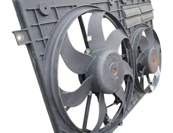 VOLKSWAGEN Touran 1 generation (2003-2015) Dzinēja dzesēšanas ventilators/difuzors 33404287