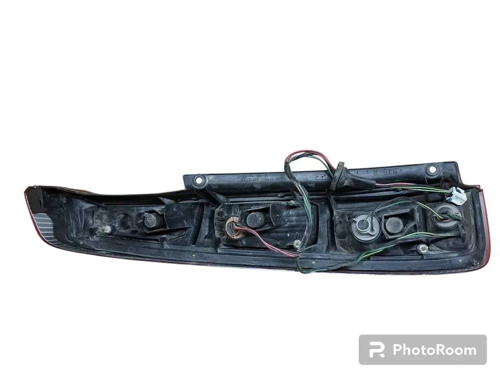 NISSAN X-Trail T30 (2001-2007) Aizmugurējais labais lukturis 4913R 33404441