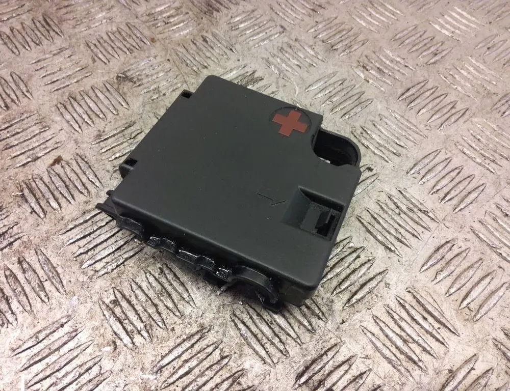 AUDI Q5 8R (2008-2017) Power Distribution Box 8K0937517 33219243