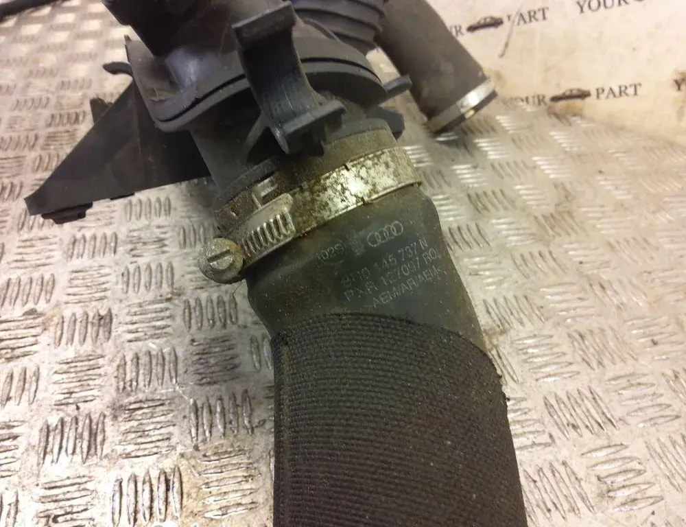 AUDI Q5 8R (2008-2017) Starpdzesētāja / interkūlera truba 8R0145737N 33219289