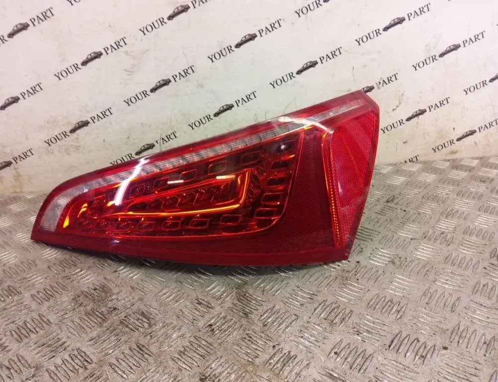 AUDI Q5 8R (2008-2017) Aizmugurējais labais lukturis 8R0945094A 33219302