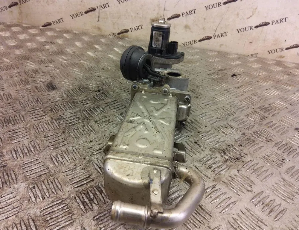 SKODA Yeti 1 generation (2009-2018) Охладитель Eгр 03L131512C 33219435