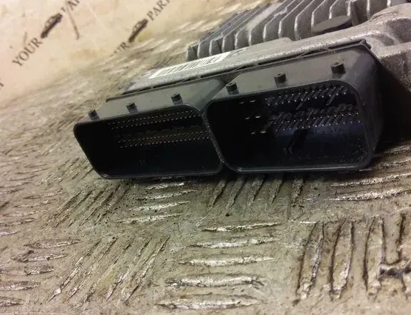 MERCEDES-BENZ A-Class W176 (2012-2018) Engine Control Unit ECU A6519009502,A6519010902 33220500