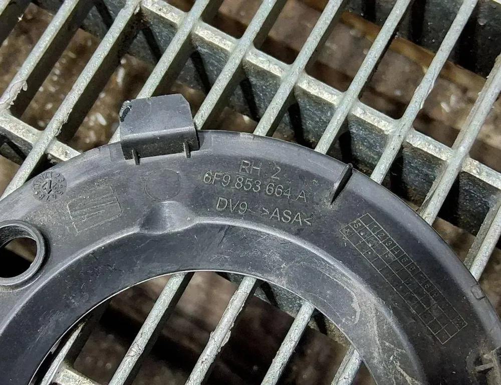 SEAT Arona 1 generation (2017-2024) Miglas lukturu apdare 6F9853664A 33225068