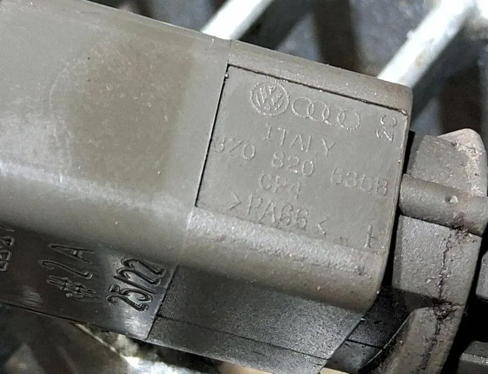 SEAT Arona 1 generation (2017-2024) Ārējais temperatūras sensors 8Z0820535B 33225077