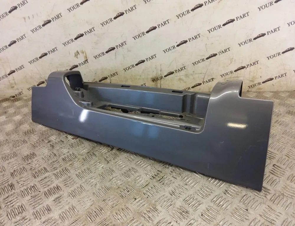 RENAULT Trafic 3 generation (2014-2023) Rear light contacts 33400586