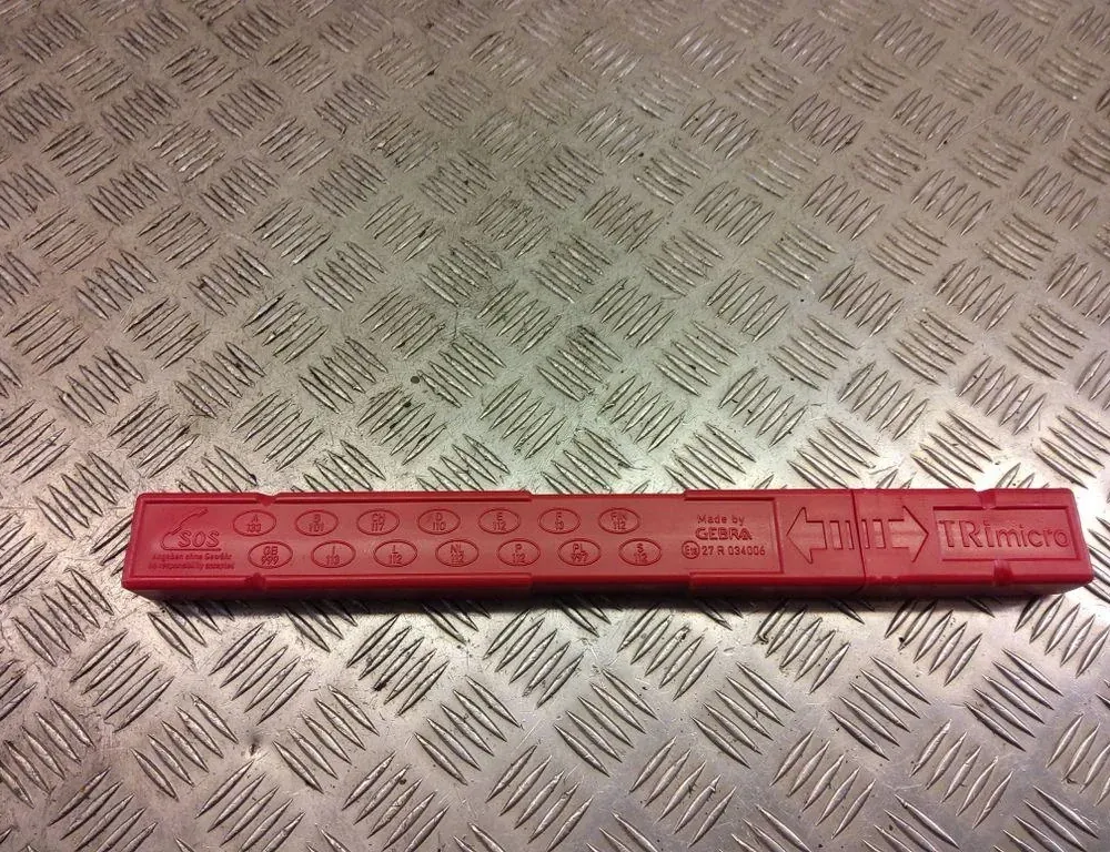 BMW 5 Series F10/F11 (2009-2017) Знак аварийной остановки 6770487 33400955