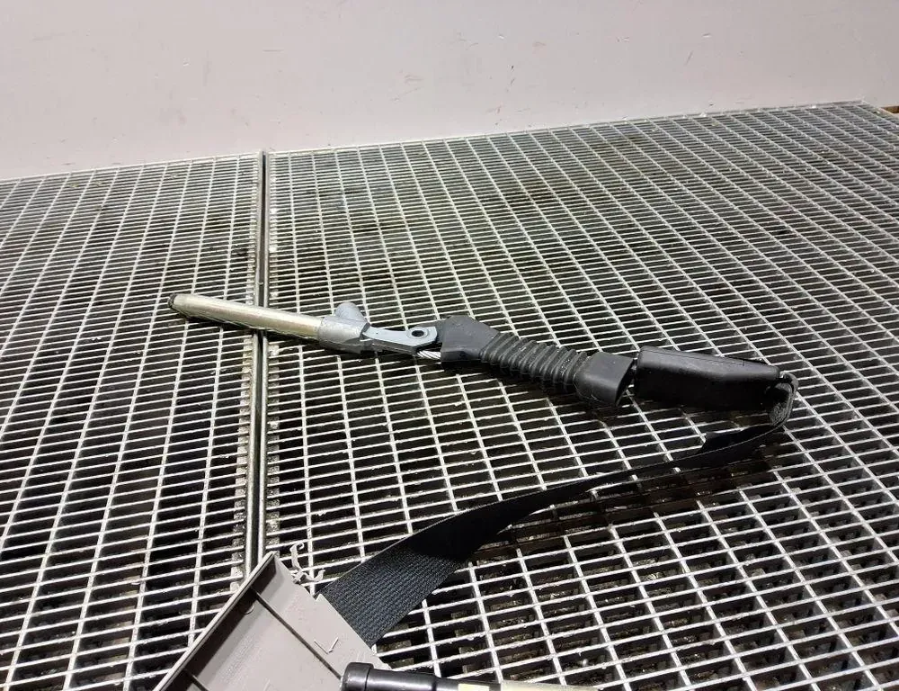 RENAULT Kadjar 1 generation (2015-2024) Priekšējā labā sēdekļa sprādze 308208899JN7 33401143