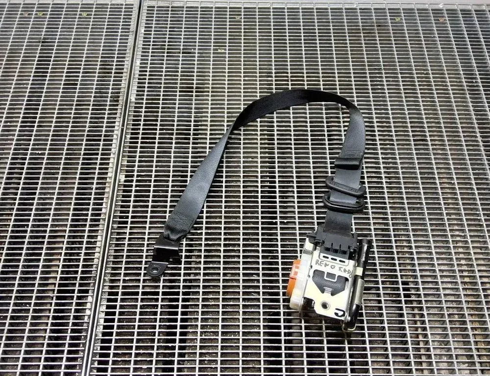 RENAULT Kadjar 1 generation (2015-2024) Priekšējā kreisā drošības josta 868848848R 33401144