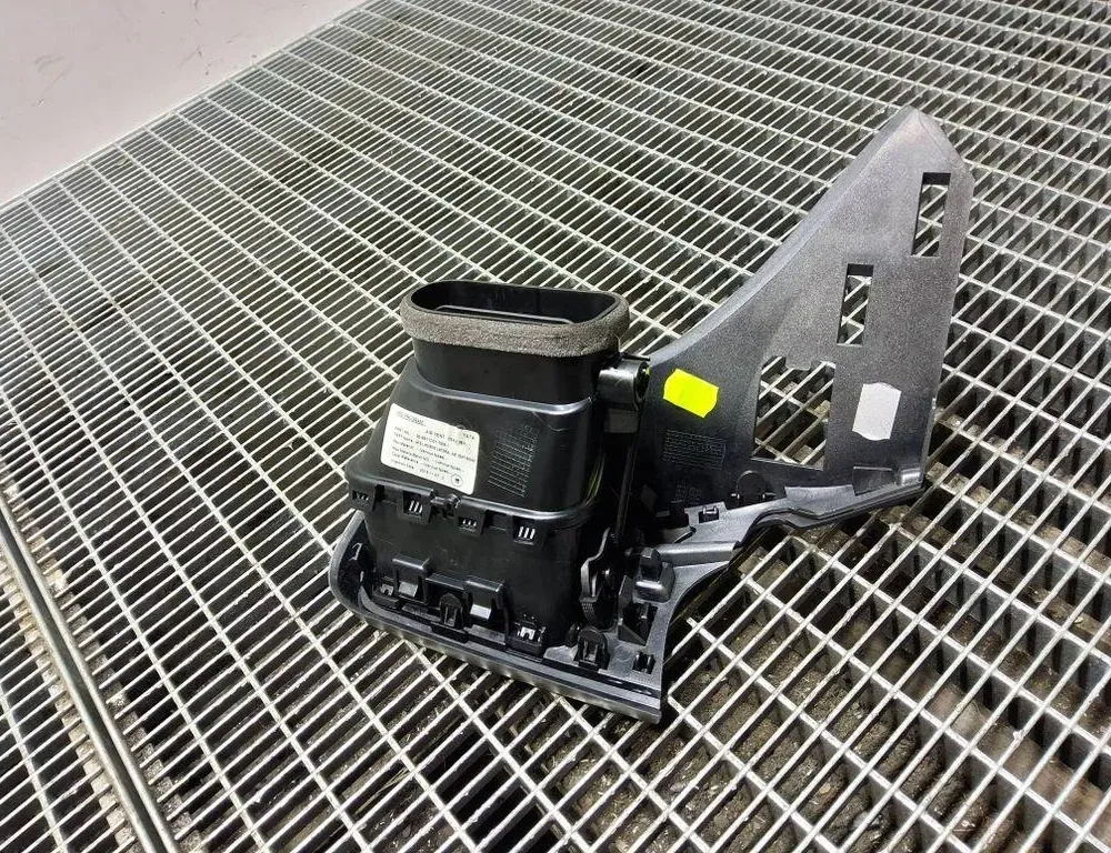 RENAULT Kadjar 1 generation (2015-2024) Instrumentu paneļa gaisa kanāli 00189113 33401186