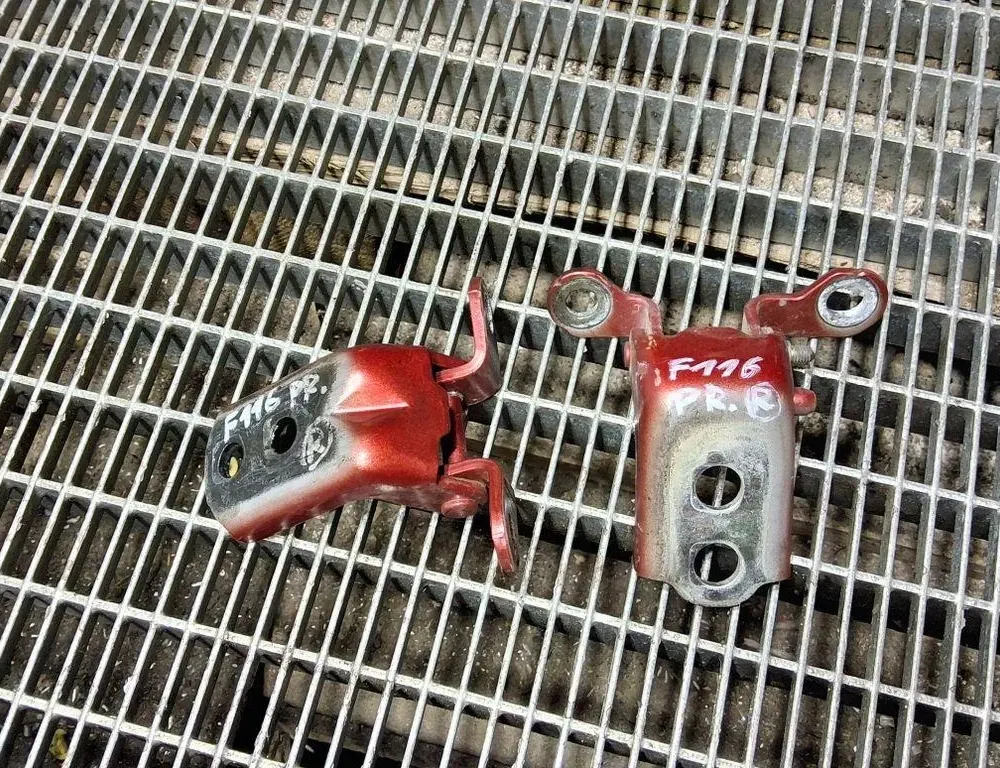 RENAULT Kadjar 1 generation (2015-2024) Citas virsbūves detaļas 33401209