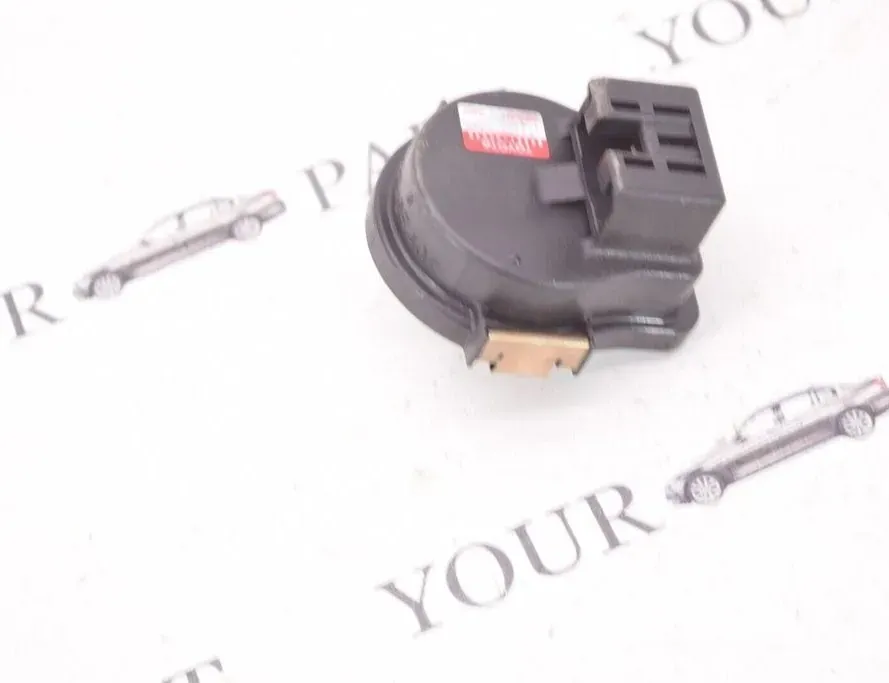 LEXUS LS 4 generation (2006-2020) Датчик уровня передний левый 8924130040 33482558