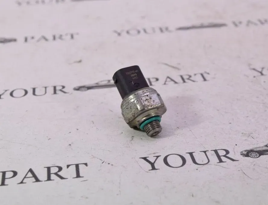 BMW X3 F25 (2010-2017) Датчик давления кондиционера 9181464 33482630