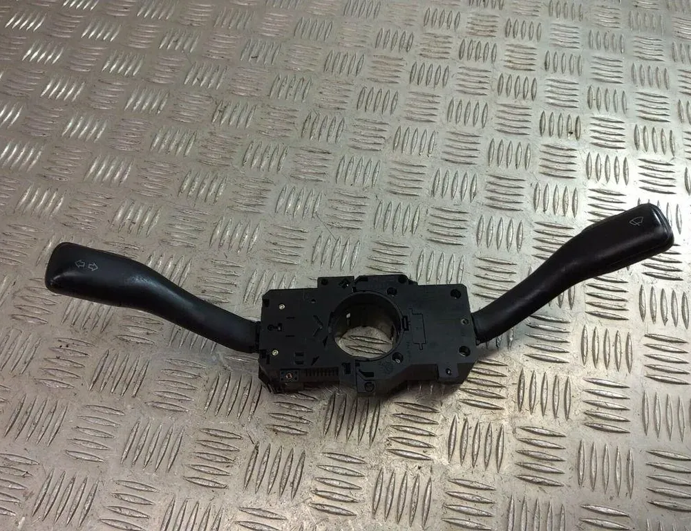AUDI A3 8L (1996-2003) Подрулевой переключатель 8l0953513 33483659