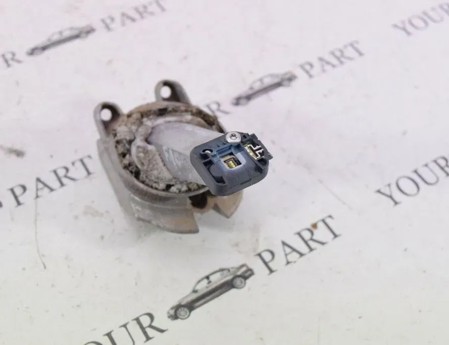 BMW 5 Series F10/F11 (2009-2017) Дополнительный фонарь передний левый 33484109