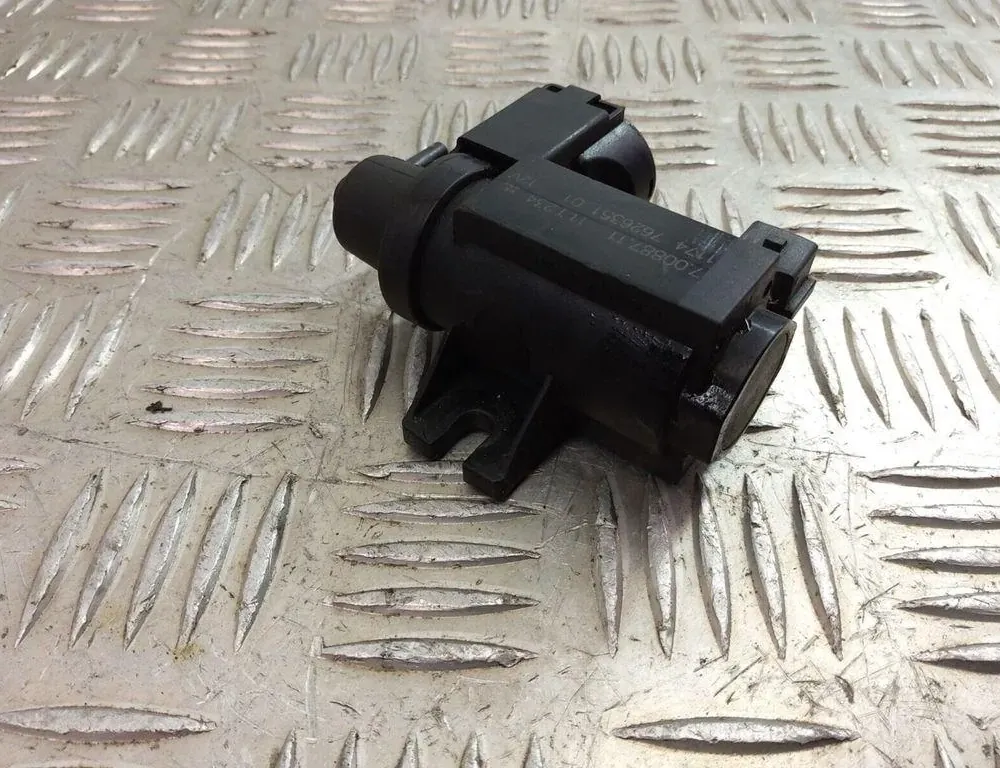 BMW 3 Series F30/F31 (2011-2020) Solenoīda vārsts 7626351 33484454