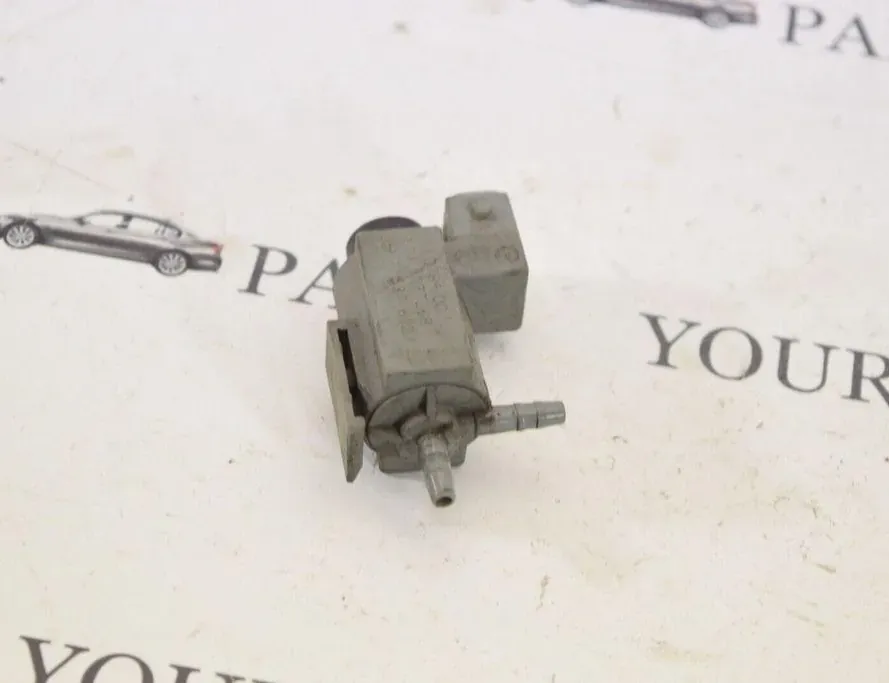 BMW 5 Series E60/E61 (2003-2010) Вакуумный клапан 7537612 33486158