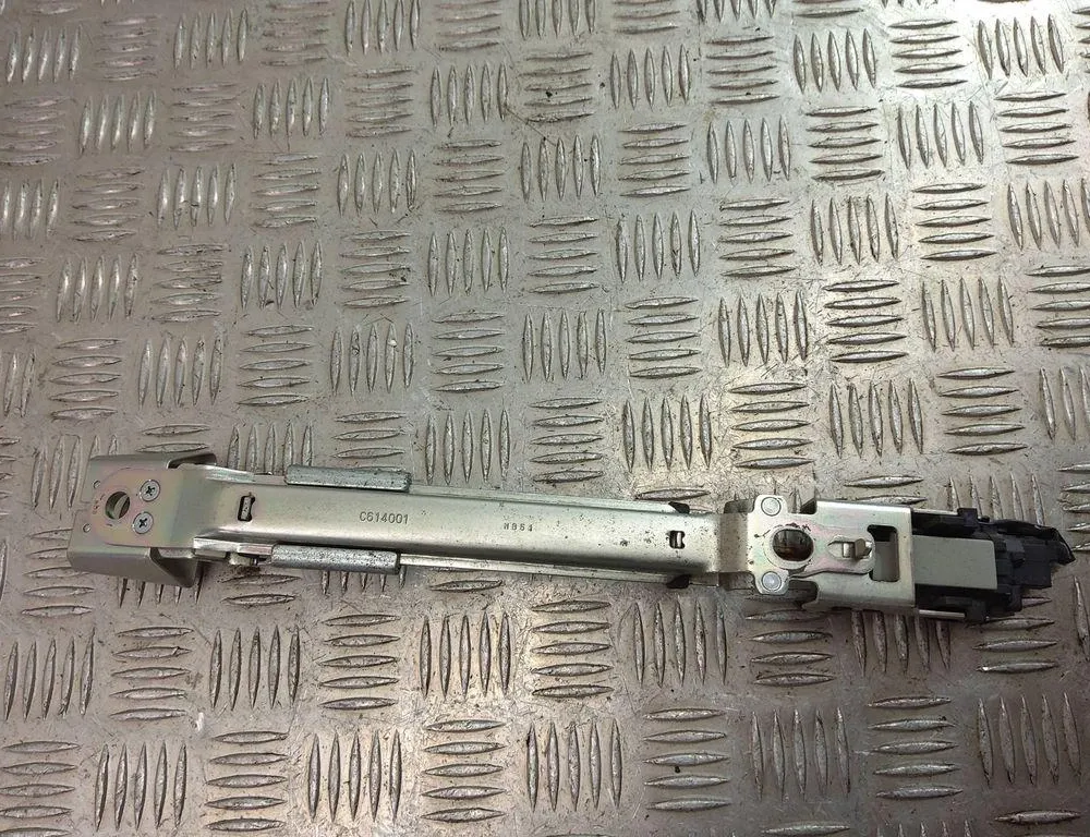 LEXUS LS 4 generation (2006-2020) Front Left Seat Belt Height Adjuster C614001 33487480