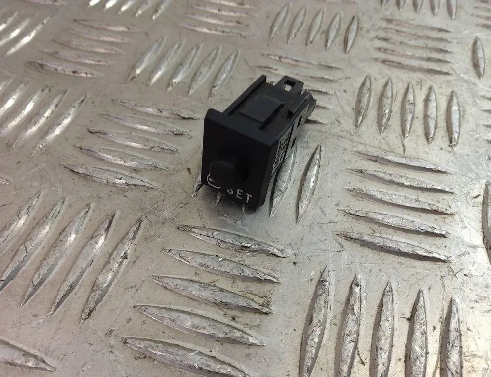 LEXUS LS 4 generation (2006-2020) Pogas 15A257 33487515