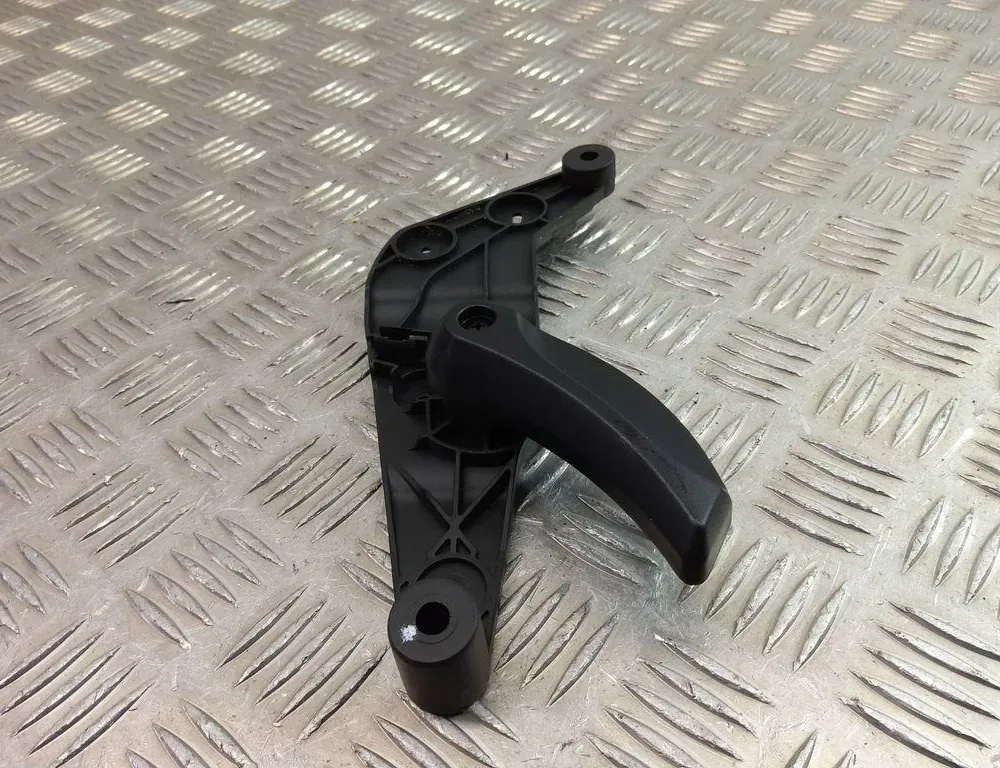 BMW 5 Series F10/F11 (2009-2017) Ручка выпуска капота 9113984 33489806