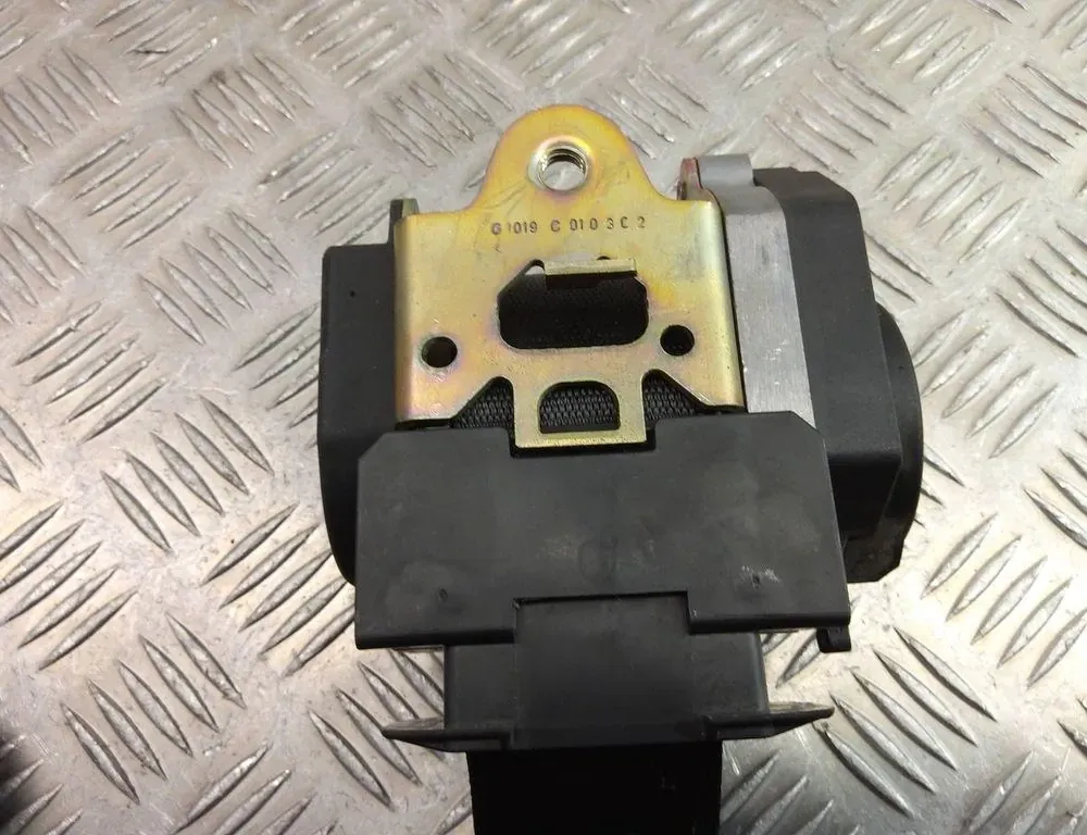 BMW 7 Series E65/E66 (2001-2008) Front Right Seatbelt 8266744 33489883