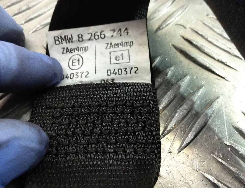 BMW 7 Series E65/E66 (2001-2008) Front Right Seatbelt 8266744 33489883
