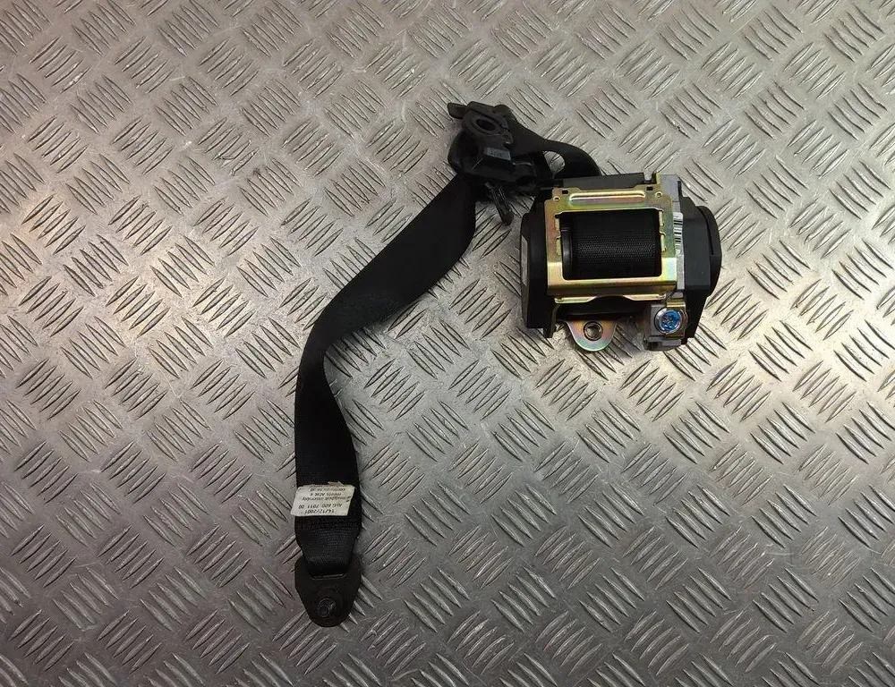 BMW 7 Series E65/E66 (2001-2008) Front Right Seatbelt 8266744 33489883