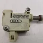 AUDI A8 D3/4E (2002-2010) Замок крышки топливного бака 4E0810773A 26417903